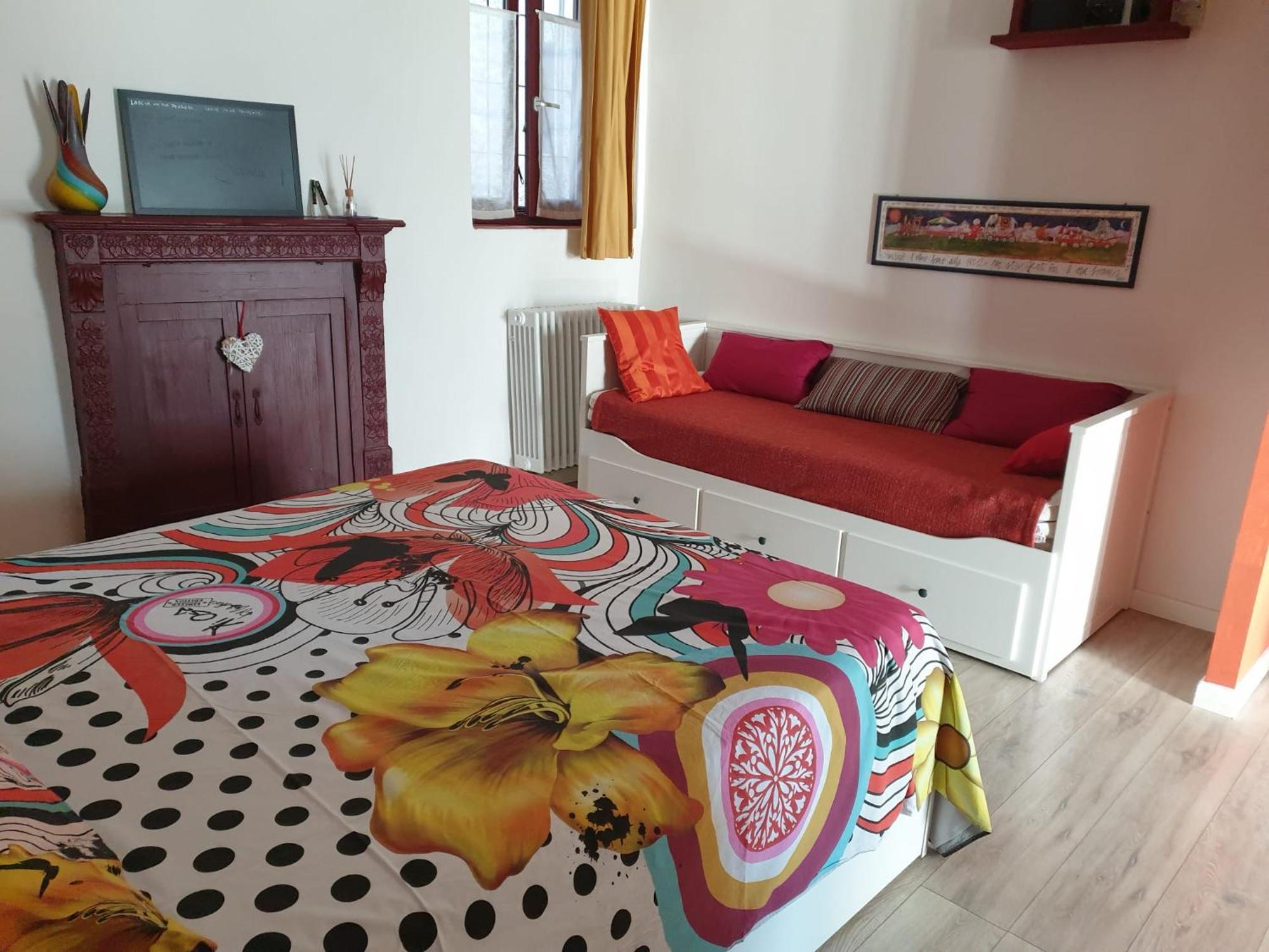 Bed and Breakfast Le Tre Arti Gavirate Exterior foto